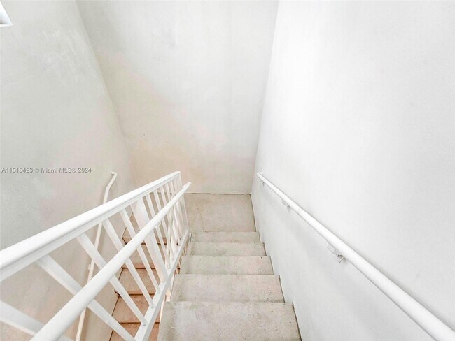 Foto del edificio - 2631 E 7th Ave