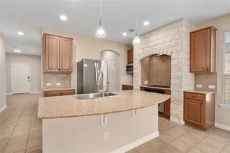 Building Photo - 203 Arrowhead Trail