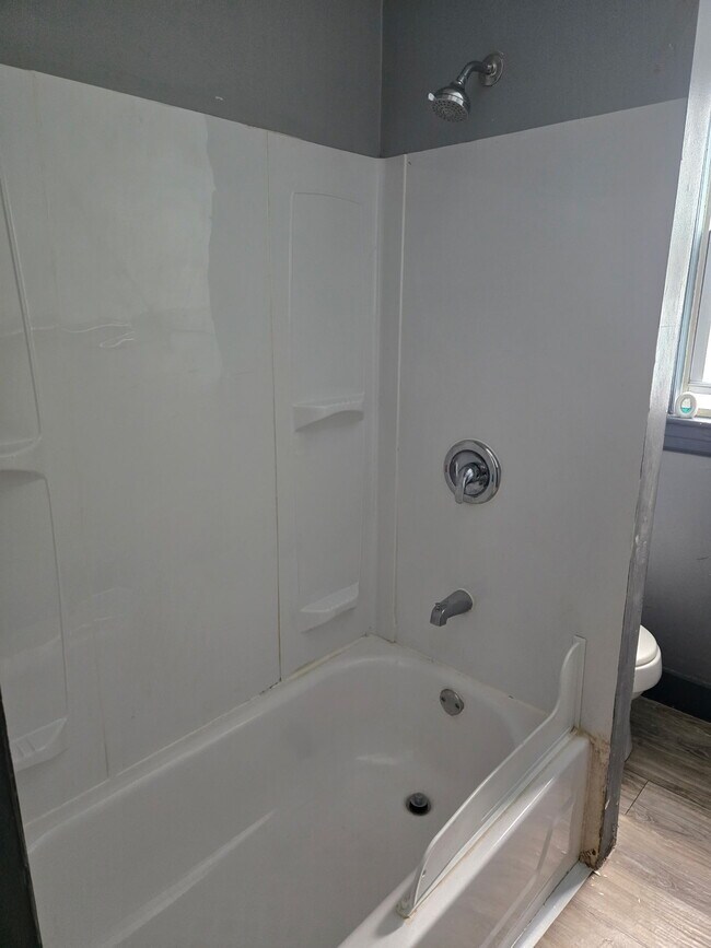 Foto del edificio - 4474 State Rd