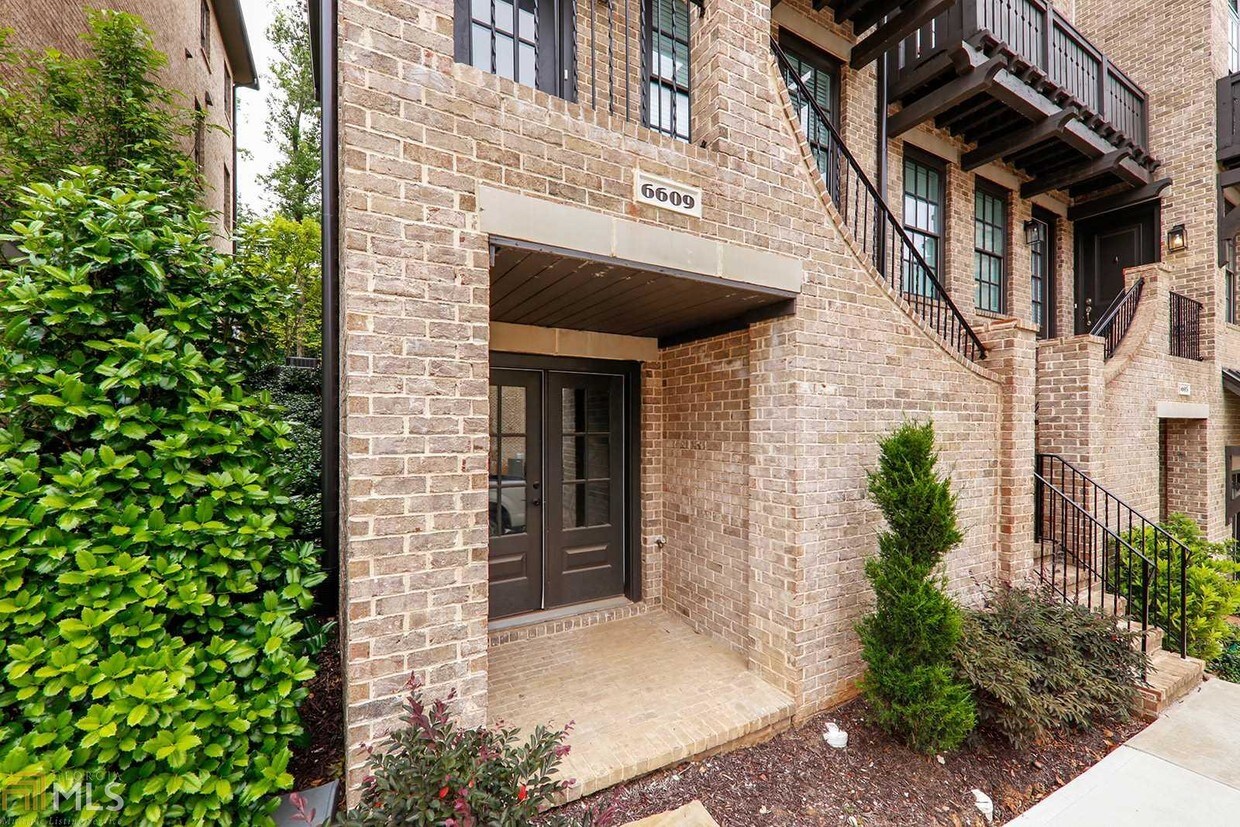 Foto principal - 6609 Cadence Blvd