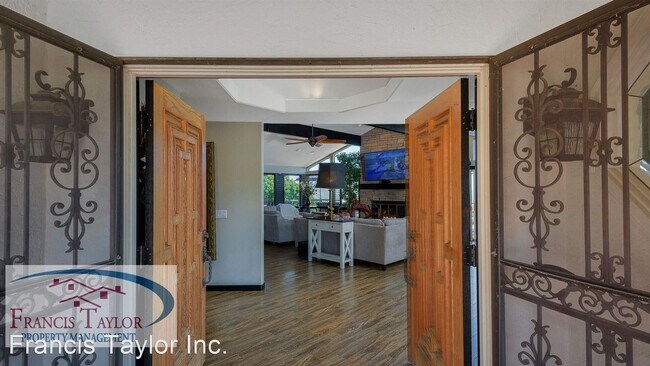 Building Photo - 3 br, 3 bath House - 28247 Faircrest Way