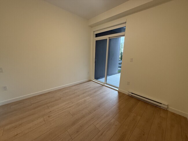 Photo du bâtiment - 14778-14106 106 Ave