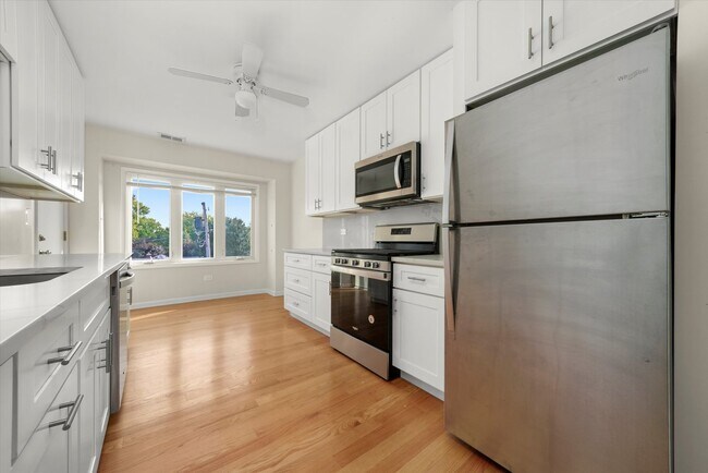 Foto del edificio - 6837 W 95th St