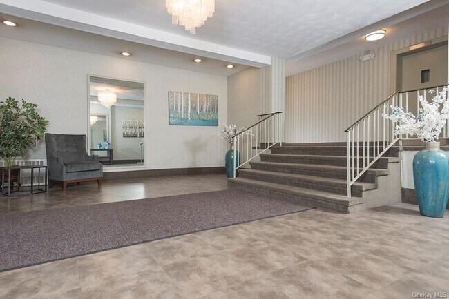 Foto del edificio - 2261 Palmer Ave