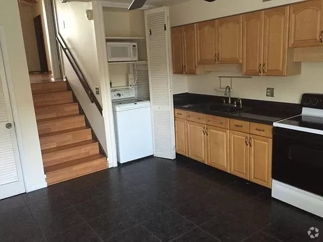 Building Photo - 4316 La Mora Ct