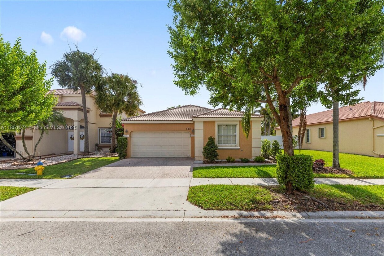 Foto principal - 363 NW 158th Ave
