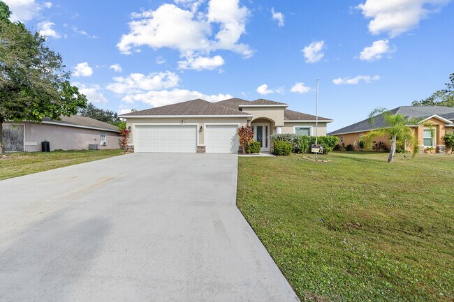 Foto del edificio - 531 Topeka Rd SW