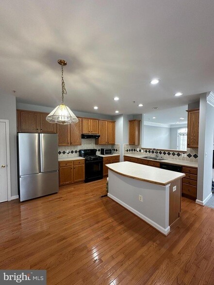 Building Photo - 23323 Brewers Tavern Way