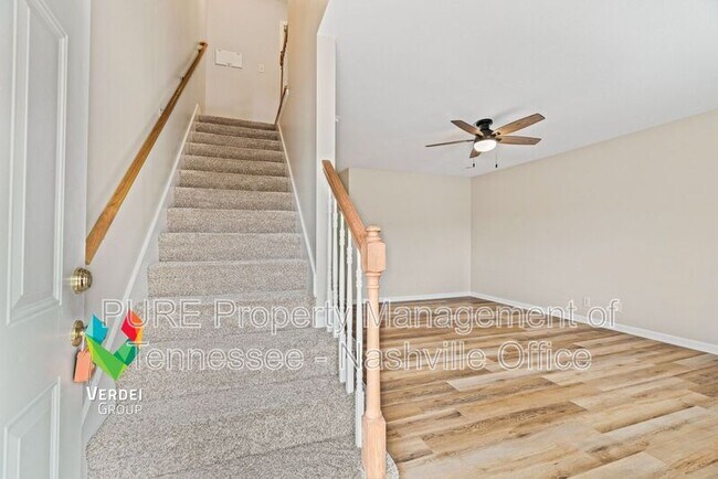 Foto del edificio - 519 Peachers Ridge Rd