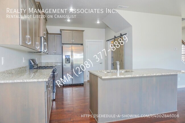 Foto del edificio - 9165 W Tillamook Dr