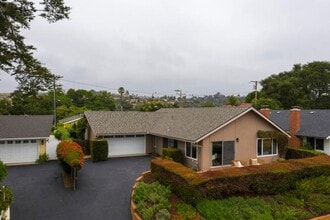 Building Photo - 2534 Selrose Ln