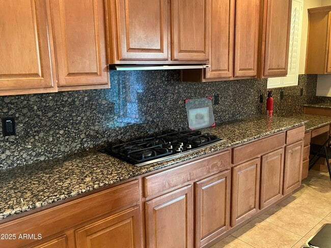 Foto del edificio - 18137 W Orchid Ln