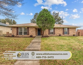 Building Photo - 1592 College Pkwy