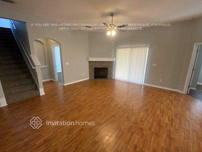 Building Photo - 354 N Bellagio Dr