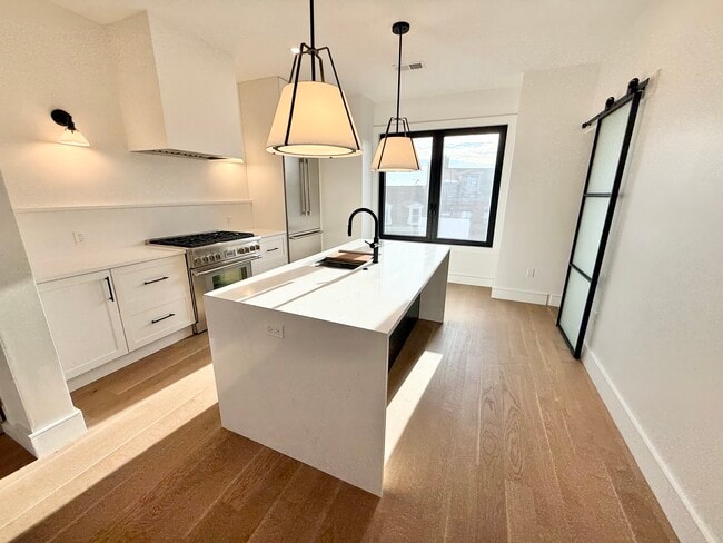 Foto del edificio - 238 Webster St