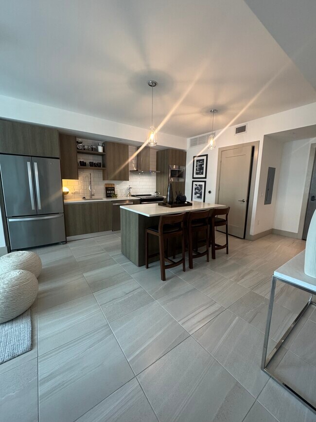 Foto del edificio - 564 SW 2nd St