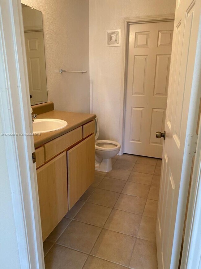 940 Village Trail Unit 307, Ponce Inlet, FL 32127 Condo for Rent in