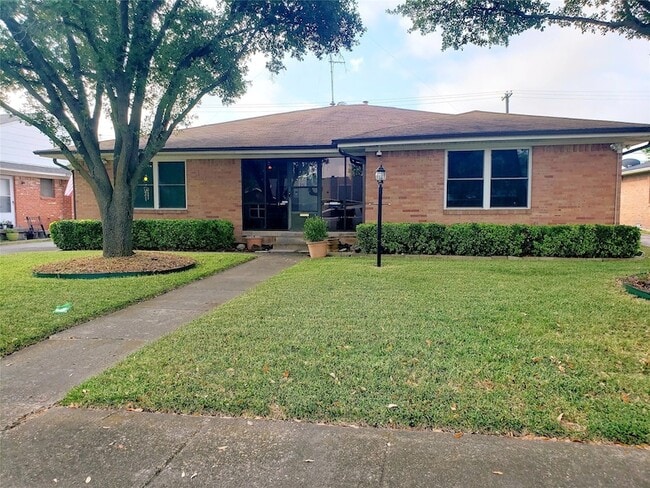 Photo - 11038 Wyatt St Apartment