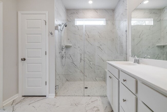 Building Photo - Modern 4BR Home in Gated Westbrook at Savannah Quarters