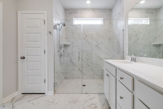 Foto del edificio - Modern 4BR Home in Gated Westbrook at Savannah Quarters