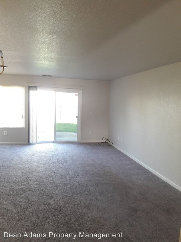 Foto del edificio - 7789 Amherst St