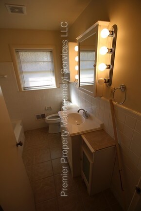 Foto del edificio - 12604 S Pope Lick Rd