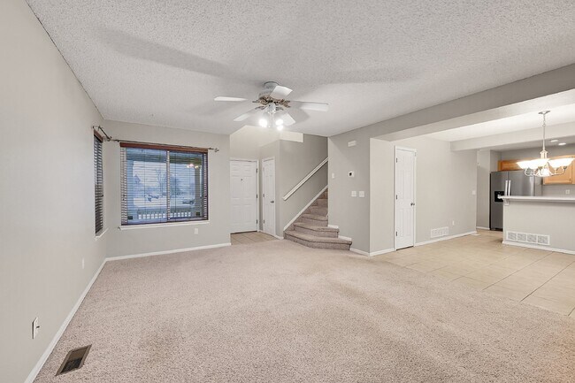 Foto del edificio - $2,295.00 4 bed, 2.5 bath in Colorado Springs with In Unit Laundry!
