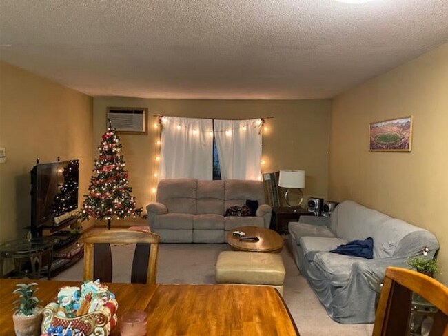 Foto del edificio - 216 West Ave