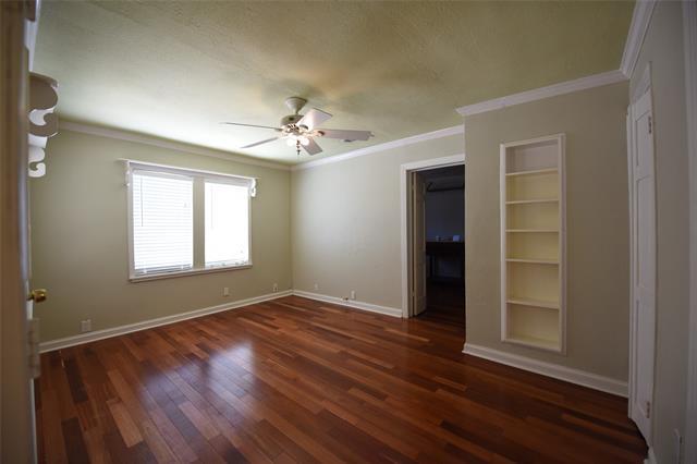 Building Photo - 9015 San Leandro Dr