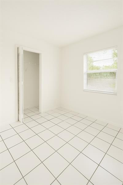 Foto del edificio - 1151 NE 17th Ct