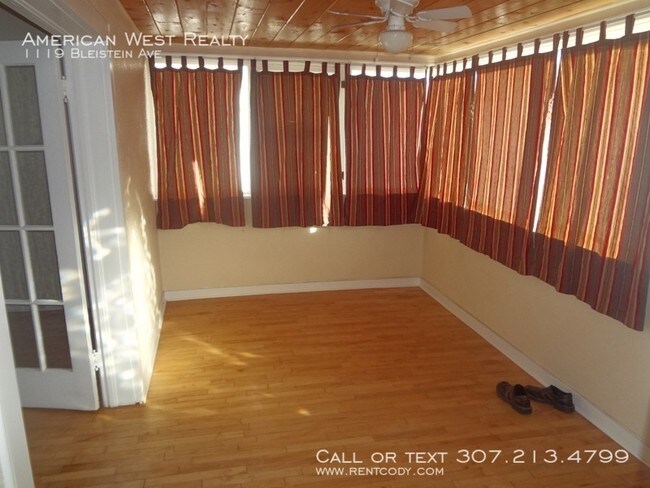 Foto del edificio - Downtown home!