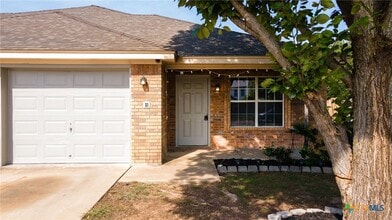 Building Photo - 1404 Chips Dr