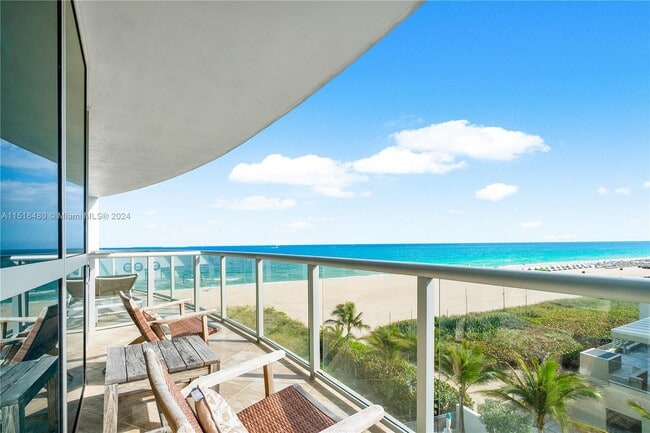 Foto del edificio - 1200 Holiday Dr