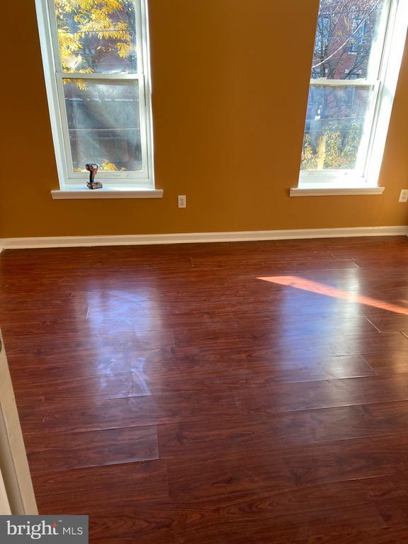 Foto del edificio - 607 Berkley St