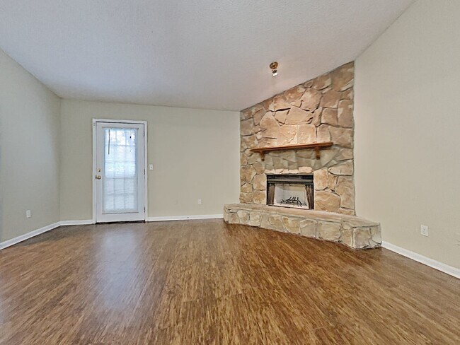 Building Photo - 12281 Autumnbrook Trl E