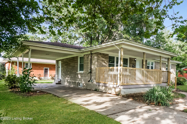 Building Photo - 2617 Lomond Dr