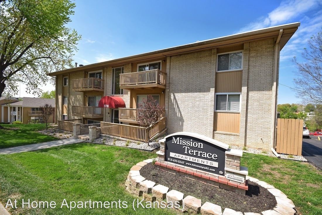 Foto principal - 5720 Martway St