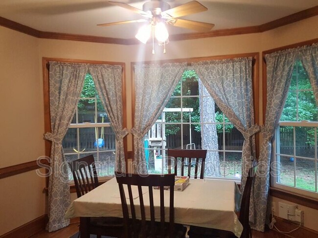 Foto del edificio - 8406 Sir Sagamore Ct
