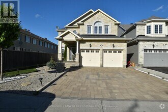Building Photo - 413 Blackleaf Dr