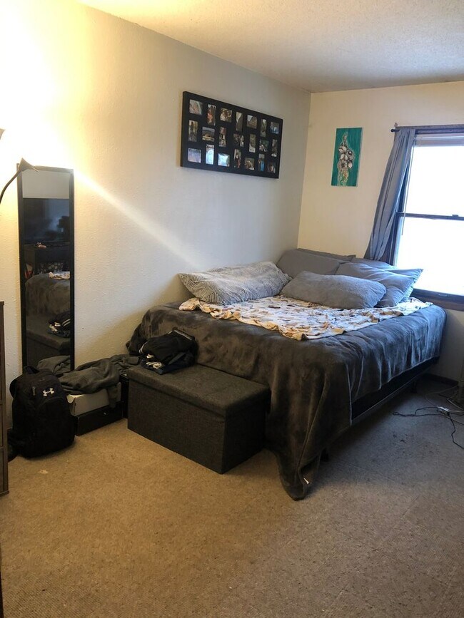 Foto del edificio - 1146-48