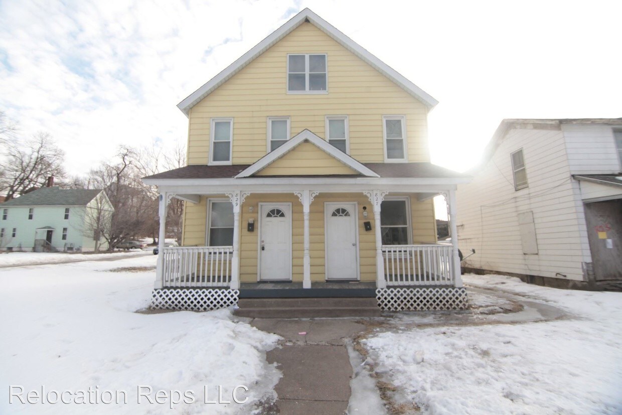 Primary Photo - 827 N Ripley St
