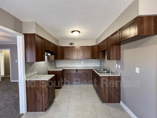 Building Photo - 4258 Riche Rd