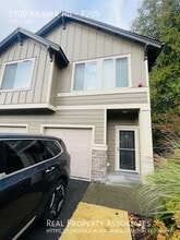 Building Photo - 1900 Weaver Rd Building Photo - 1900 Weaver Rd