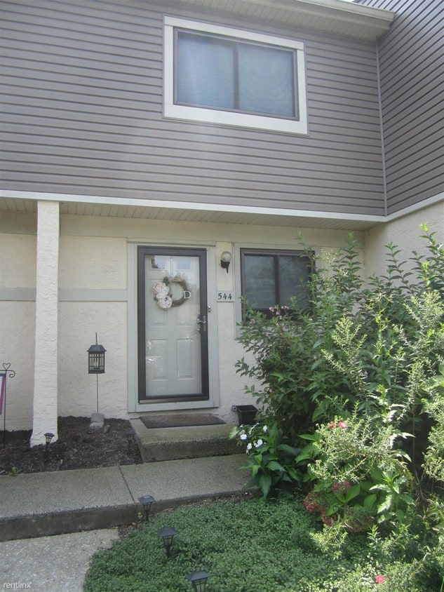 Primary Photo - 2 br, 1.5 bath House - 544 Whetstone Rd