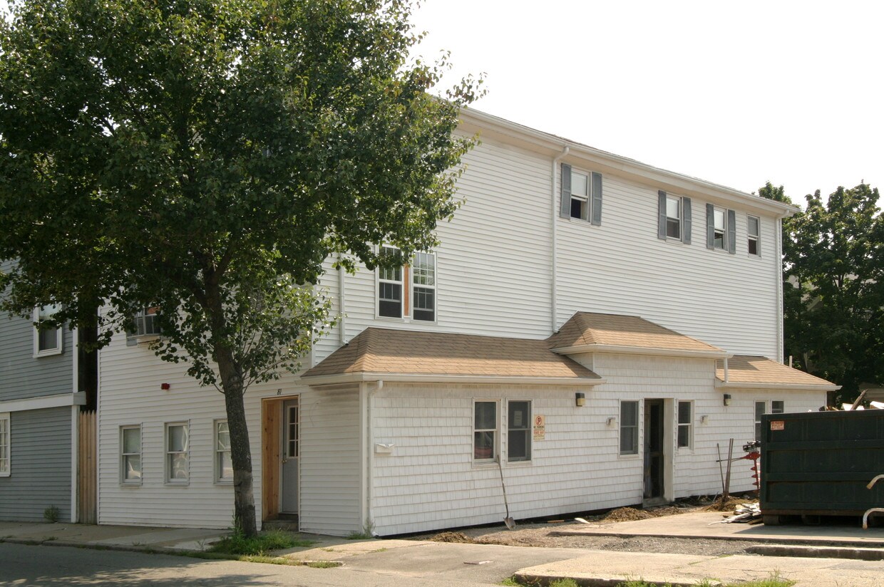 Primary Photo - 80 Cabot