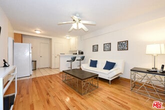 Building Photo - 3720 Vinton Ave