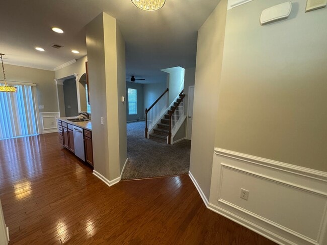 Photo - MOVE-IN READY! **Move-in Special** $250 of... House