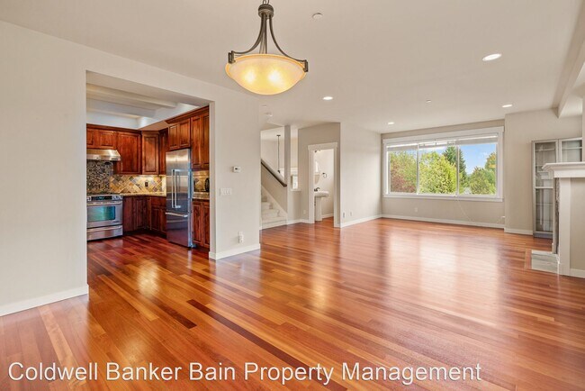Foto del edificio - 3 br, 3.5 bath House - 13327 NE 152nd Street