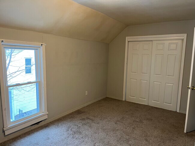 Building Photo - 1327 Saint Marys Ave