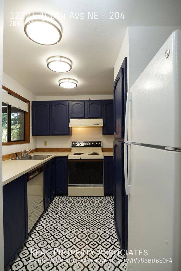 Foto del edificio - 12221 100th Ave NE